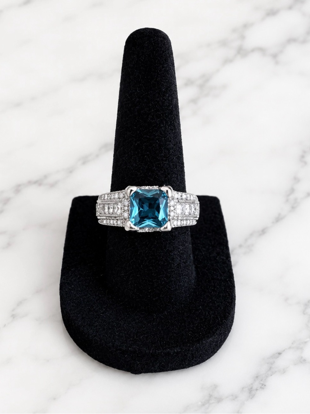 Silver Tone Fashion Ring With Blue Square-Cut Center Stone Size 6